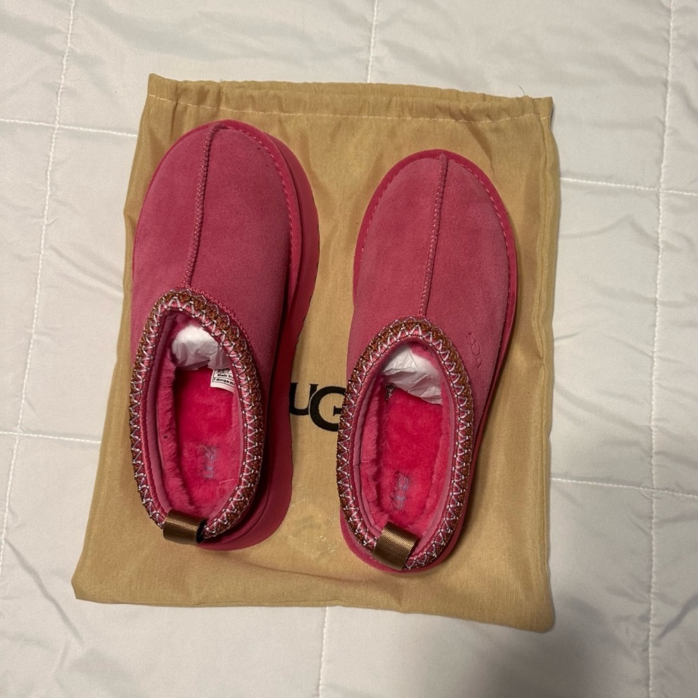 UGG Platform Tazz Hot Pink